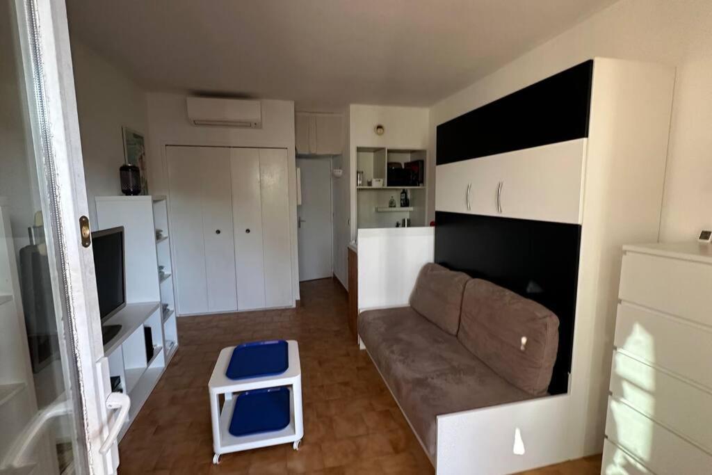 Studio Coin Nuit Ferme 4 Personnes - Les Mas De La Plage Sanary-sur-Mer Luaran gambar